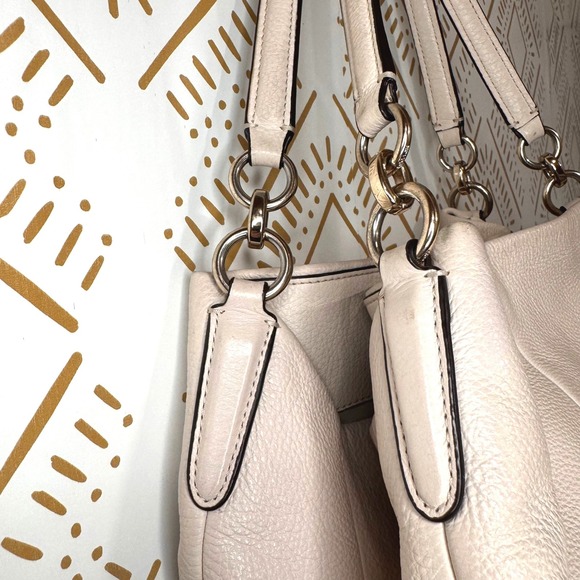 Coach Shoulder Bag Cream Pebble Leather Hobo Silver Hardware Everyday Neutral - Picture 5 of 14